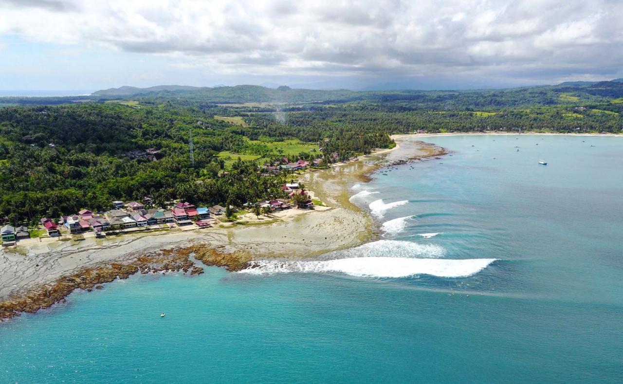 Oseda Nias Surf House Hotel Hilibotodane Exterior photo